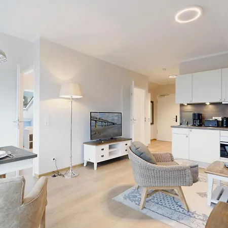 Baltischer Hof 67 アパート